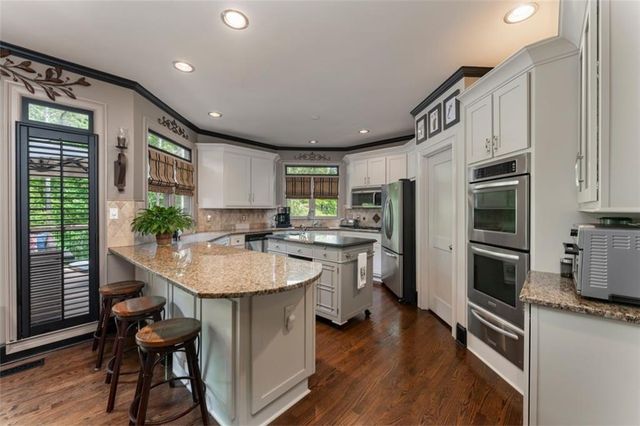 640 Goldpoint Trace, Woodstock, GA 30189