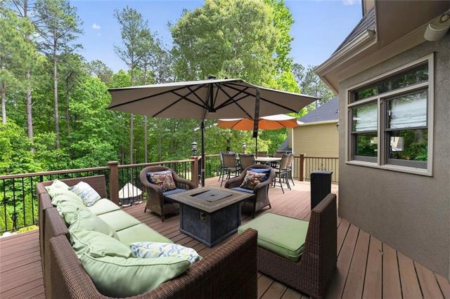 640 Goldpoint Trace, Woodstock, GA 30189