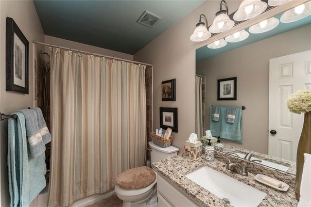 640 Goldpoint Trace, Woodstock, GA 30189