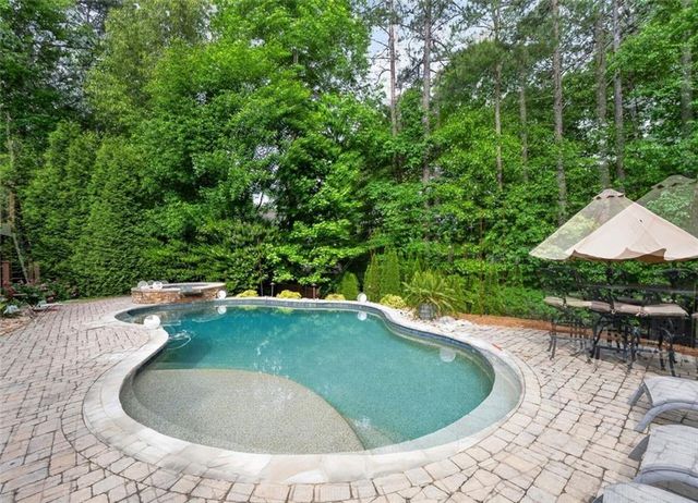 640 Goldpoint Trace, Woodstock, GA 30189