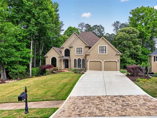 640 Goldpoint Trace, Woodstock, GA 30189