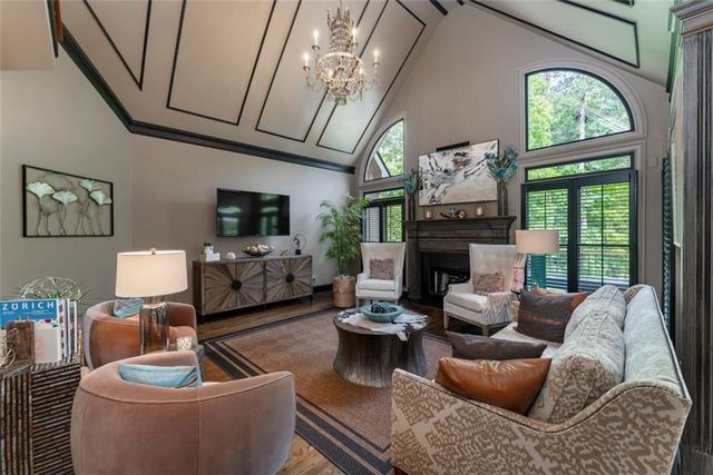 640 Goldpoint Trace, Woodstock, GA 30189