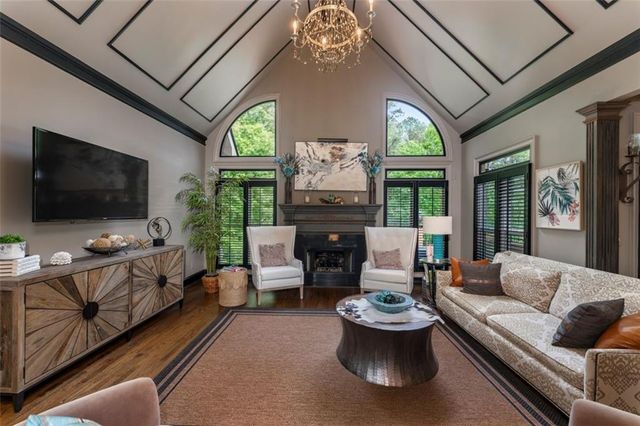 640 Goldpoint Trace, Woodstock, GA 30189