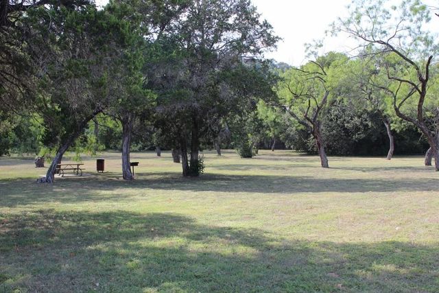 3113 FRITZ HUGHES PARK RD, Austin, TX 78732