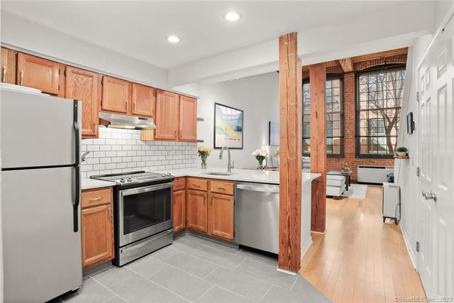 25 Grand Street APT 107, Norwalk, CT 06851