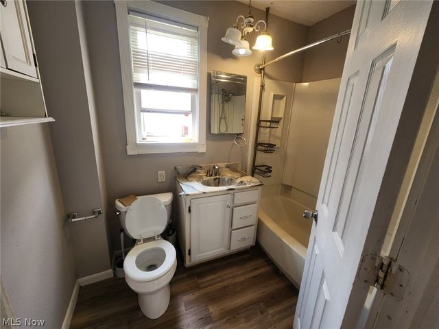 3186 W 94th Street, Cleveland, OH 44102