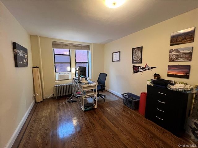 4415 43rd Avenue 1F, Sunnyside, NY 11104