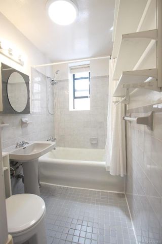 4415 43rd Avenue 1F, Sunnyside, NY 11104