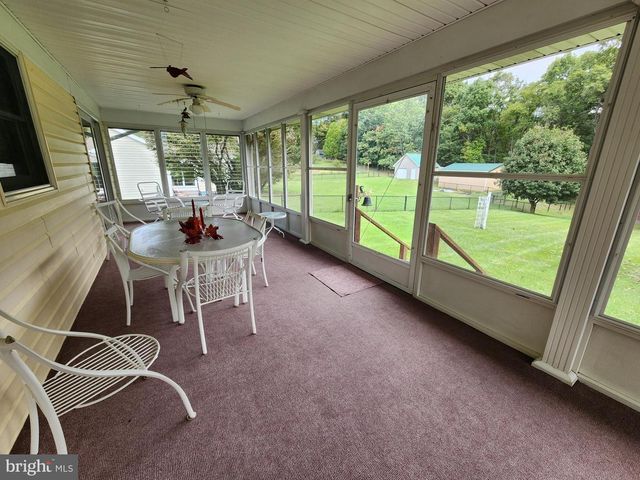 2351 EAGLE SCHOOL RD, Martinsburg, WV 25404