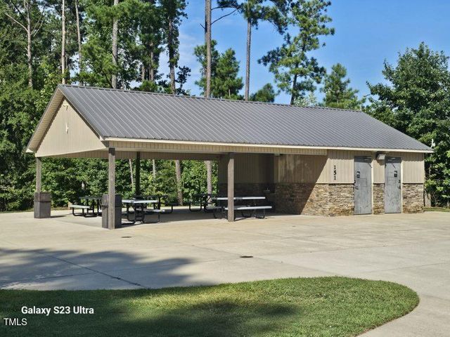 198 Lake Edge Drive, Lillington, NC 27546