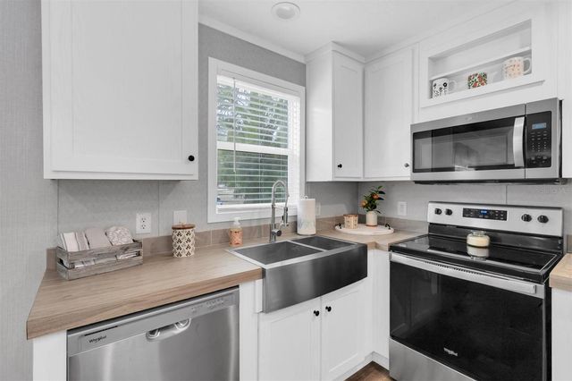 10617 DENTON AVENUE, Hudson, FL 34667