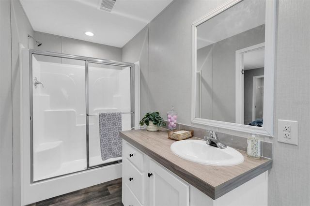 10617 DENTON AVENUE, Hudson, FL 34667