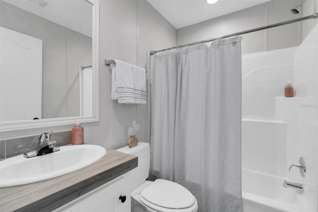 10617 DENTON AVENUE, Hudson, FL 34667