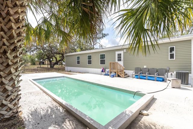 10617 DENTON AVENUE, Hudson, FL 34667