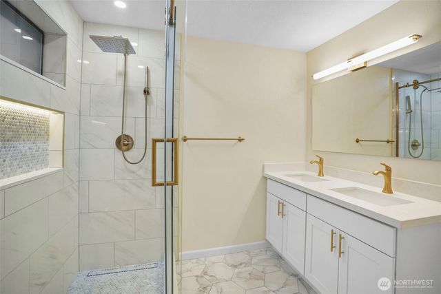 13147 113th Place NE, Kirkland, WA 98034