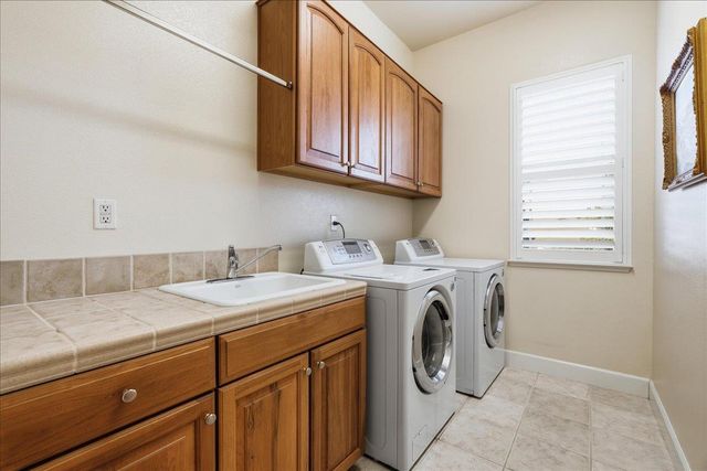 1306 Souza Dr, El Dorado Hills, CA 95762