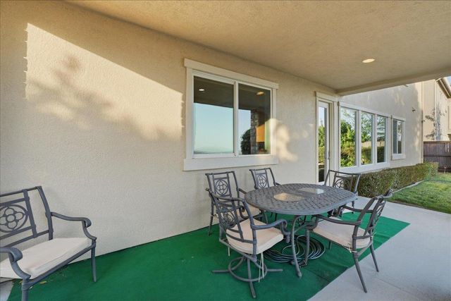 1306 Souza Dr, El Dorado Hills, CA 95762