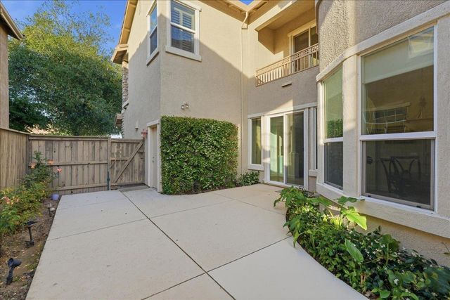 1306 Souza Dr, El Dorado Hills, CA 95762