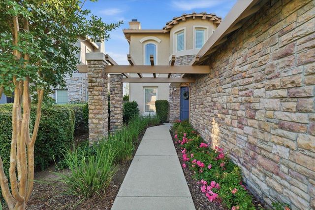 1306 Souza Dr, El Dorado Hills, CA 95762