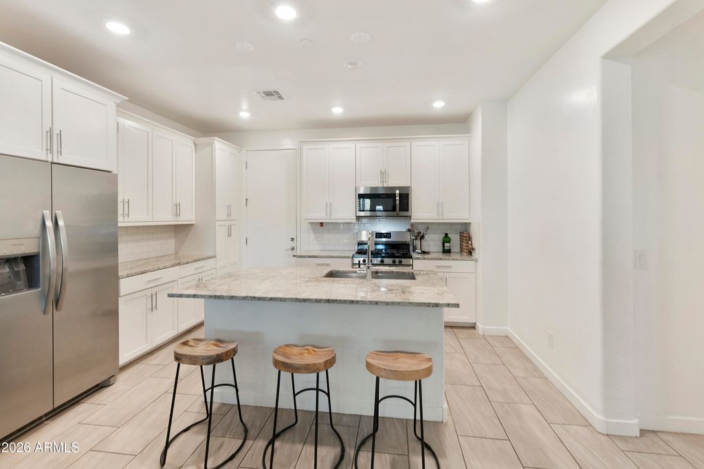 4077 S SABRINA Drive 130, Chandler, AZ 85248 — photo 2