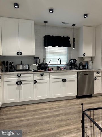 2841 COMLY RD, Philadelphia, PA 19154