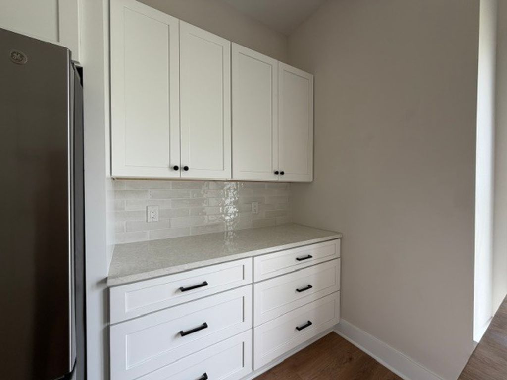 Image 25 of property listing at 716 North Street, Mt Vernon, IL 62864