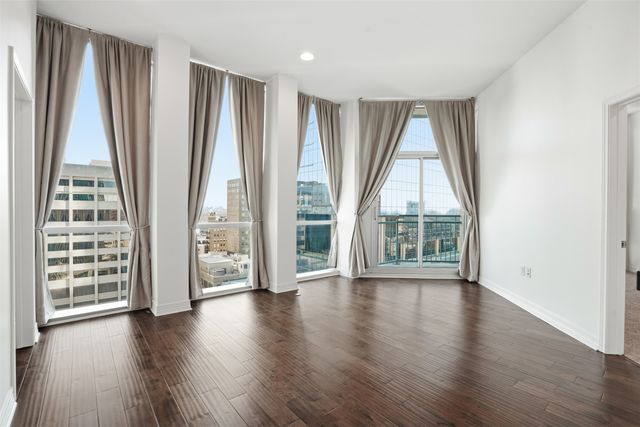 500 Throckmorton Street 1409, Fort Worth, TX 76102