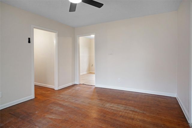 5946 Beldart Street, Houston, TX 77033