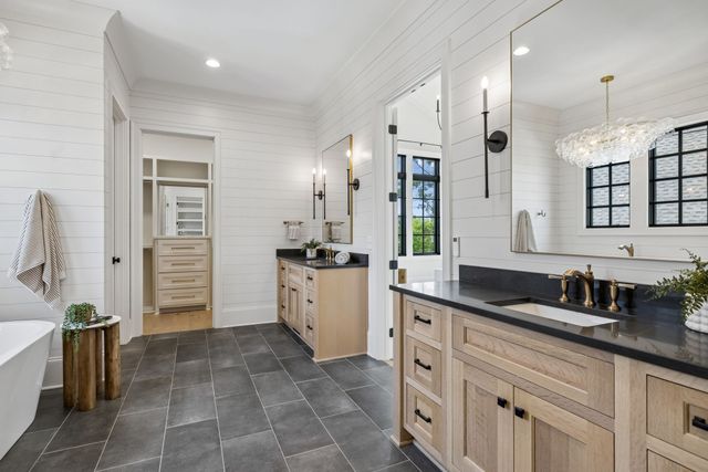 556 Bonaire Ln, Franklin, TN 37064