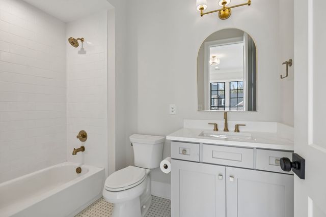 556 Bonaire Ln, Franklin, TN 37064