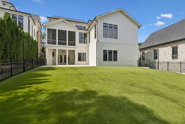 556 Bonaire Ln, Franklin, TN 37064