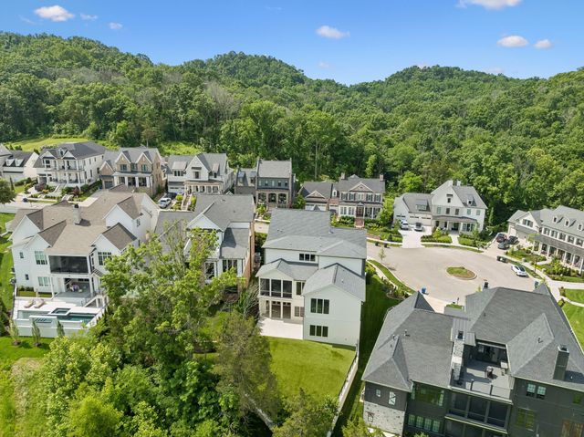556 Bonaire Ln, Franklin, TN 37064