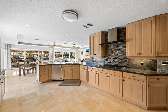 2600 NE 33rd Street, Lighthouse Point, FL 33064