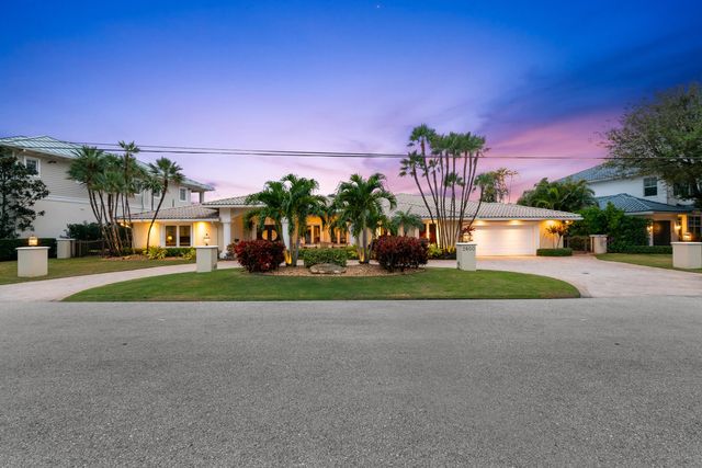 2600 NE 33rd Street, Lighthouse Point, FL 33064