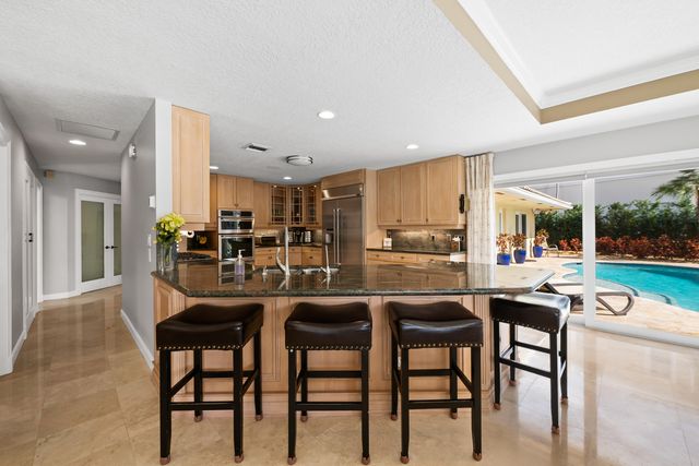 2600 NE 33rd Street, Lighthouse Point, FL 33064