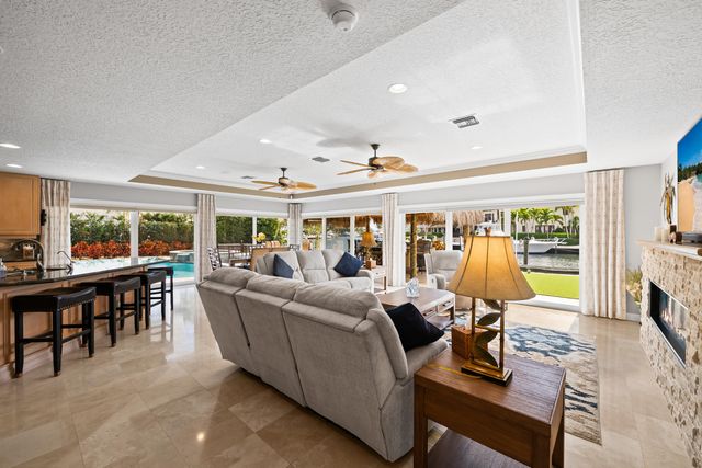 2600 NE 33rd Street, Lighthouse Point, FL 33064