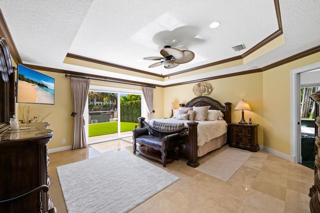 2600 NE 33rd Street, Lighthouse Point, FL 33064