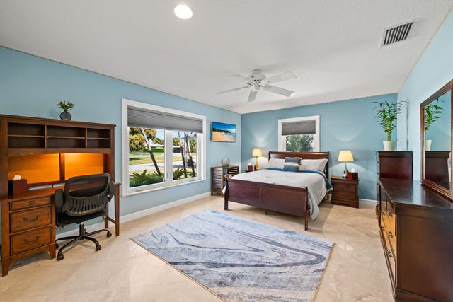 2600 NE 33rd Street, Lighthouse Point, FL 33064