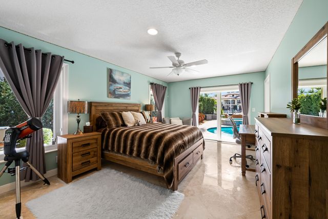 2600 NE 33rd Street, Lighthouse Point, FL 33064