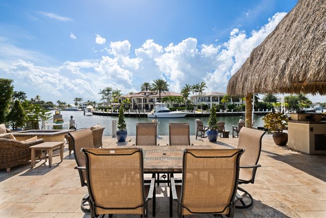 2600 NE 33rd Street, Lighthouse Point, FL 33064