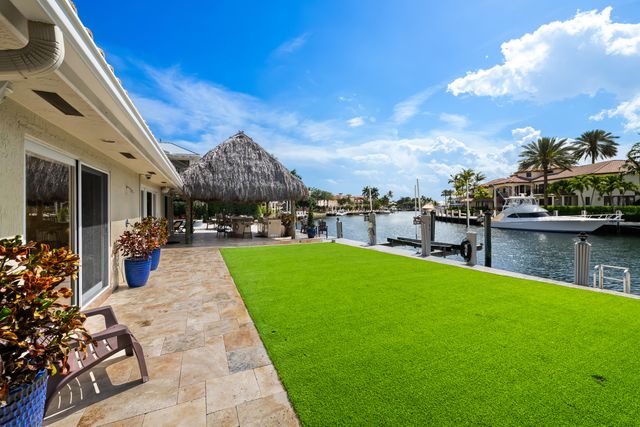 2600 NE 33rd Street, Lighthouse Point, FL 33064