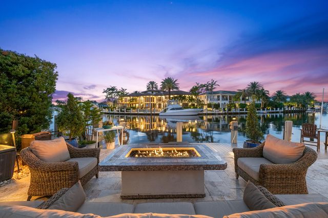 2600 NE 33rd Street, Lighthouse Point, FL 33064