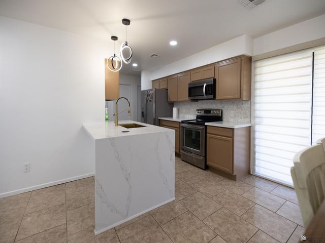 819 W Reena St, Somerton, AZ 85350