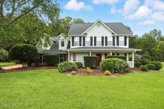 130 Pinehaven Place, Clinton, MS 39056