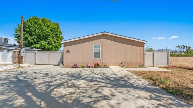 1156 Michigan Avenue, Beaumont, CA 92223