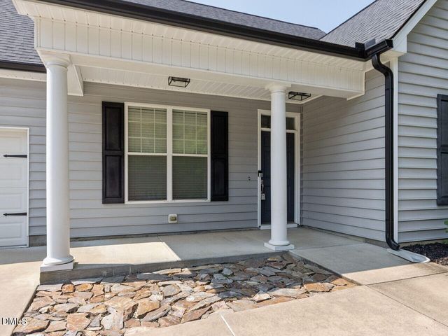 217 W Elm Avenue, Holly Springs, NC 27540