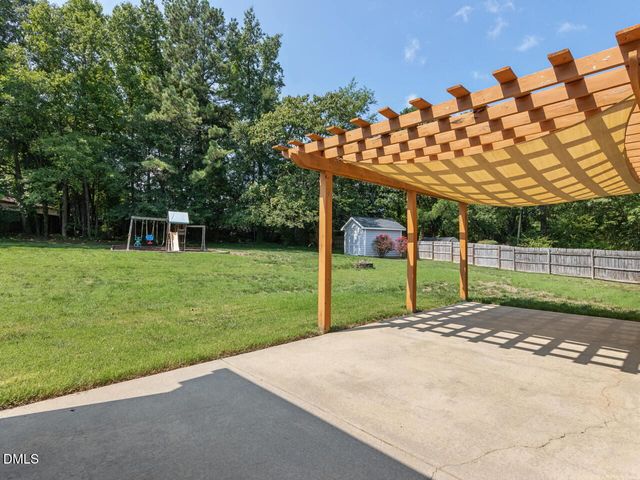 217 W Elm Avenue, Holly Springs, NC 27540