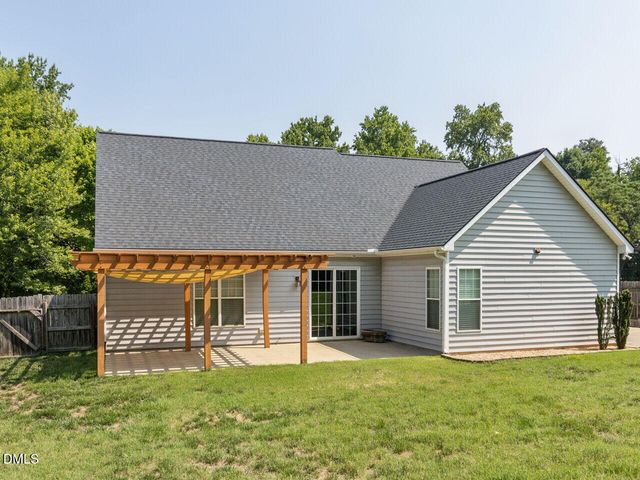 217 W Elm Avenue, Holly Springs, NC 27540