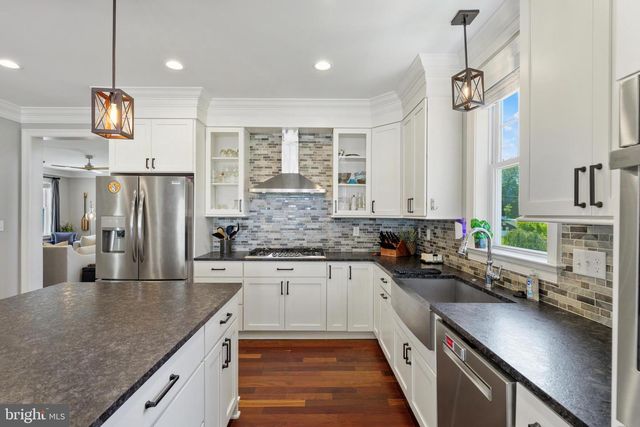 8536 HIGH RIDGE RD, Ellicott City, MD 21043
