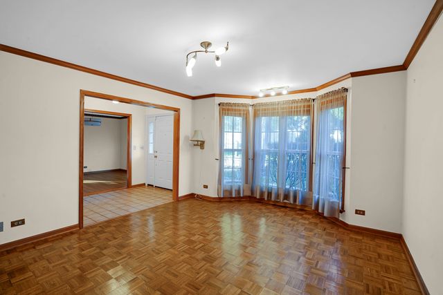 740 Clover Hill Court, Elk Grove Village, IL 60007